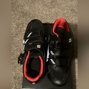 Peloton shoes size 40